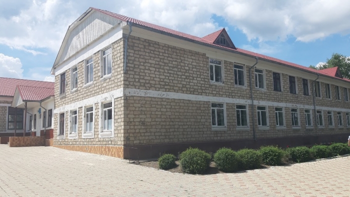 Капитальные вложения примэрии: В Конгазчикской гимназии реализуется проект по замене окон