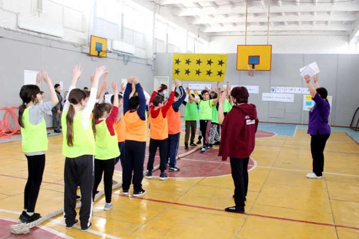 "Şen sport yaraşmaları" Kongaz teoretik liteyind&auml; T. Zanetin adına